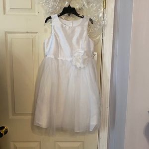 Pippa and Julie Solid White Dress, NTW, size 6